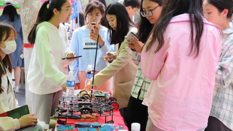 金融行业企业搜索方案：如何提升信息检索效率**